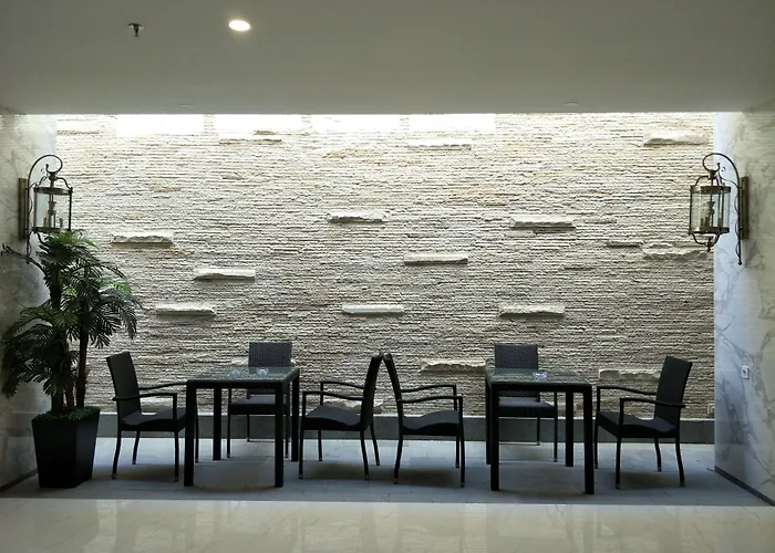 Grand SenyumHotel Jogja